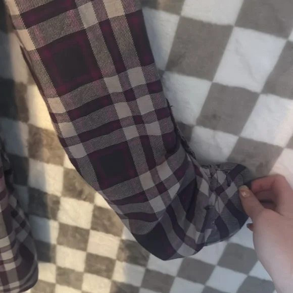 Duluth Trading Co Women’s Purple Plaid Long Sleeve Flannel Shirt Size L/Large - Picture 6 of 10